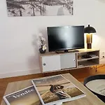 - Confort Moderne & Stationnement A La Chaume