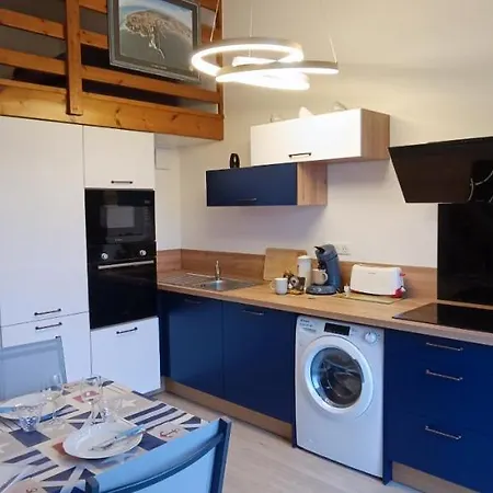 - Confort Moderne & Stationnement A La Chaume * لي سابلِ دولونْ