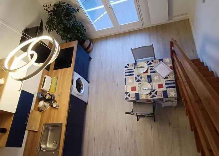 - Agreable Appartement-place De Parking Privee Les Sables-dʼOlonne